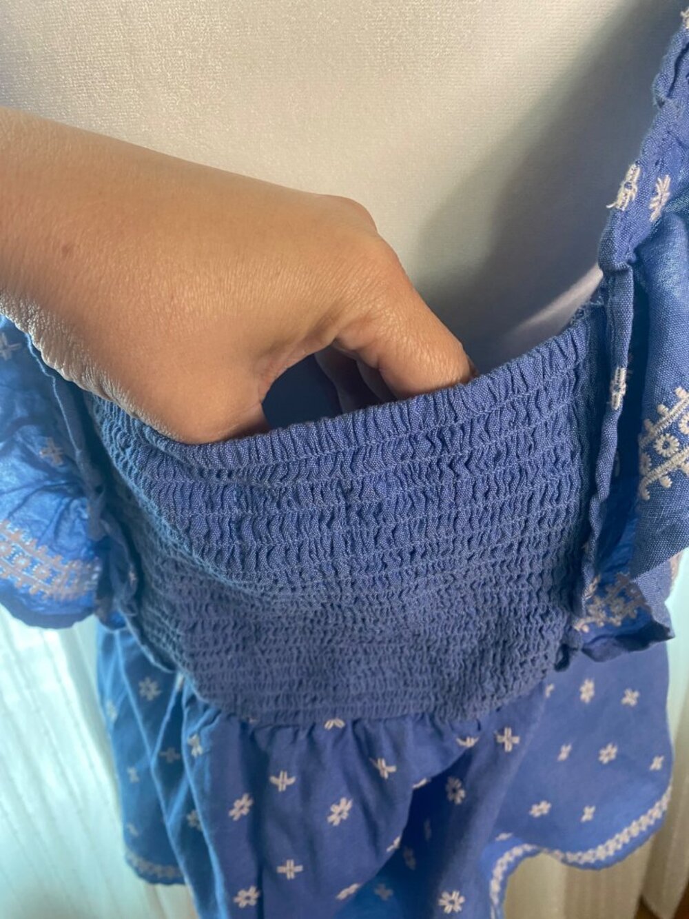 Old Navy Blue Embroidered Smocked Peasant Top L - Picture 3 of 5